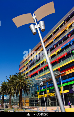 Architecture / Détail architectural d'un immeuble de bureaux modernes à Melbourne Victoria en Australie. Banque D'Images