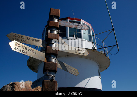 Le vieux phare et cape point d'orientation pour le parc national de table mountain Cape town western cape province afrique du sud Banque D'Images