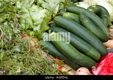 Les légumes frais biologiques au marché de Victoria aux Seychelles Banque D'Images