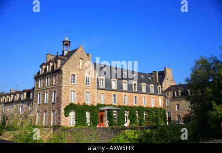 abbaye, St Jacut de la Mer, rue de l'abbaye, Côtes d'Armor, Bretagne, France Banque D'Images