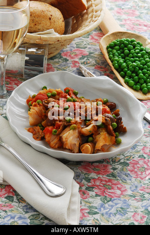 La tanche et pois - Tinca e piselli - Lombardia - Cuisine italienne Banque D'Images