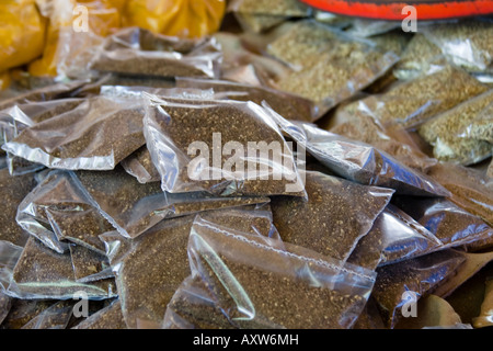 Sacs d'épices - marché de Mahé aux Seychelles Banque D'Images