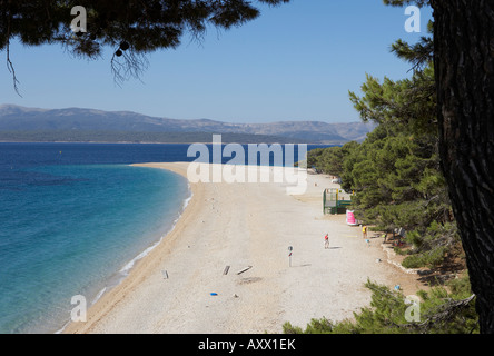 La célèbre plage de Zlatni Rat à Bol, Brac, Croatie Banque D'Images