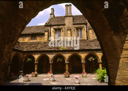 UK Angleterre Abbaye de Sherborne Dorset St Johns Hospices Banque D'Images