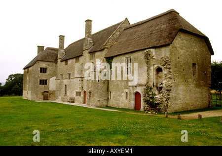 Dorset UK frome valley Woodsford Château Banque D'Images