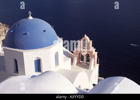 Santorin, Théra, Kirche, Kuppel, Glockenturm Banque D'Images