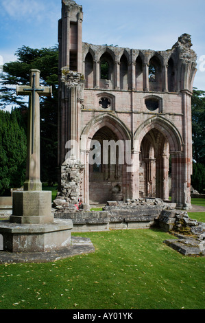 Transept nord. Abbaye de Dryburgh. La région des Scottish Borders, en Écosse. Banque D'Images