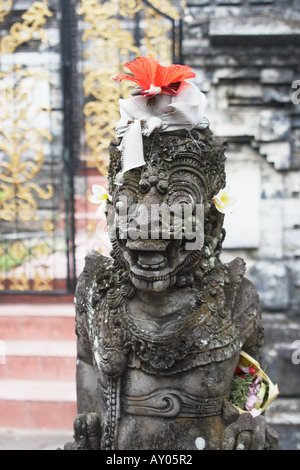 Statue, Pura Jagatnatha, Denpasar Banque D'Images