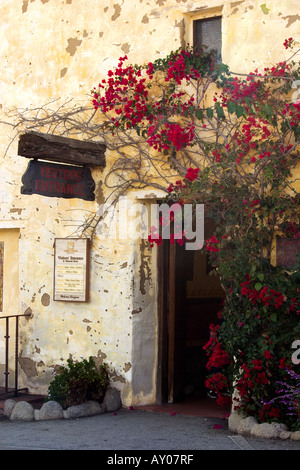 Entrée de la Mission San Carlos Borromeo de Carmelo, au Carmel CA Banque D'Images