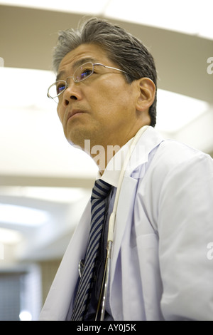 Portrait of mature médecin Banque D'Images