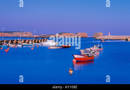 Harbour Porto da Baleeira, Sagres, Algarve, Portugal Banque D'Images