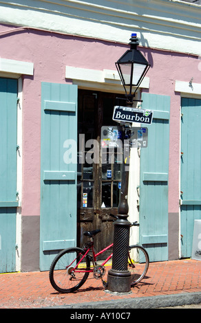 Bourbon street sign dans le quartier français de la Nouvelle Orléans en Louisiane USA Banque D'Images