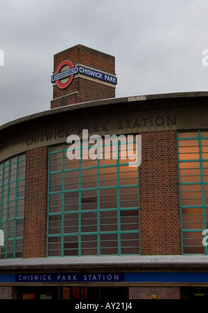 La station de métro de Chiswick Park, London, England, UK Banque D'Images