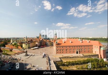 Pologne Varsovie Vue aérienne de plac zamkowy avec château royal et zygmunt colonne Banque D'Images