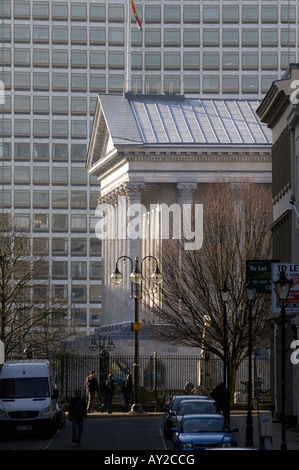 Birmingham Town Hall construit en 1834 par Joseph Aloyisus Hansom, qui a également conçu le Hansom Cab Banque D'Images