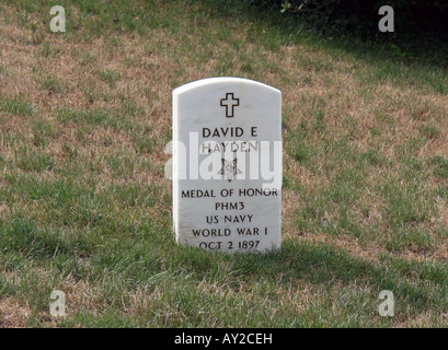 La tombe de récipiendaire de la médaille d'honneur, David E Hayden au cimetière national d'Arlington, Arlington, Virginia. Banque D'Images