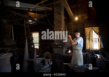 Metal Smith le Mystic Seaport Museum of America and the Sea Mystic California United States of America Banque D'Images