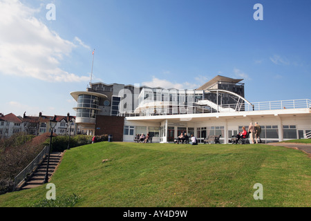 United Kingdom essex southend on sea cliffs pavilion Banque D'Images