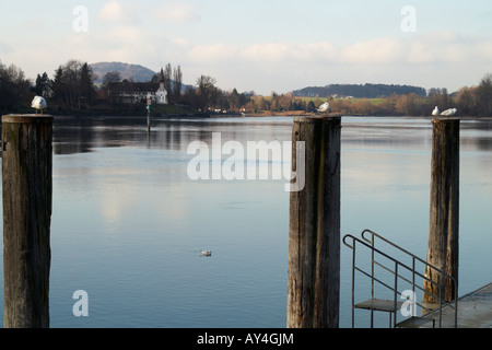 Vue sur le Rhin supérieur près de Stein am Rhein, Suisse Banque D'Images