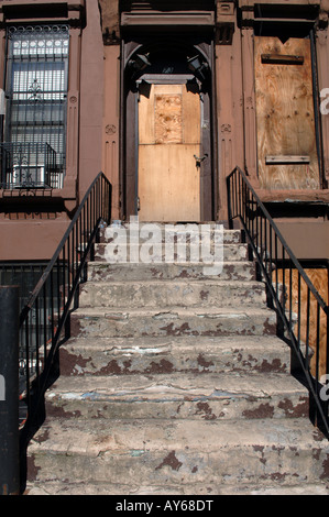 Entrée de brownstone dans Harlem à New York Banque D'Images