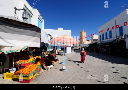 Scène de rue, Kairouan, Tunisie Medina Banque D'Images