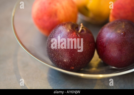 Prunes rouges Banque D'Images