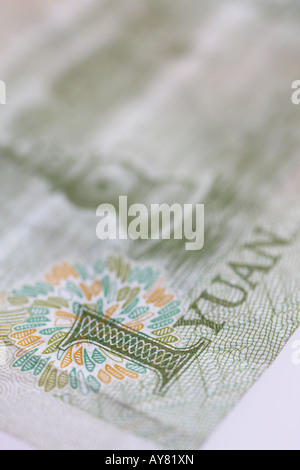 Close Up of Chinese yuan 1 Note sur fond blanc en Studio Banque D'Images