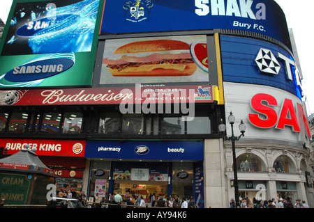 Piccadilly Circus, le quartier de Westminster à Londres, Royaume-Uni Banque D'Images