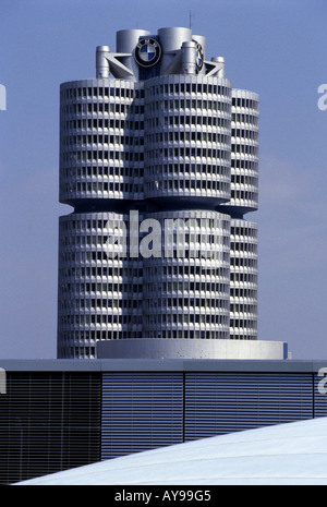 Fonctionnement du moteur bavarois (BMW) siège, Munich, Bavière, Allemagne. Banque D'Images