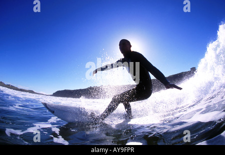 Richard Mullins action surf, l'Irlande Banque D'Images