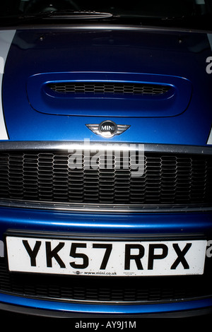 MINI COOPER S CLUBMAN DRAK BLUE Banque D'Images