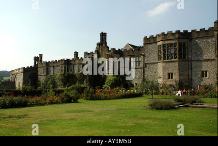 Haddon Hall gardens, demeure de Lord Edward Manners, Bakewell, Derbyshire. Banque D'Images