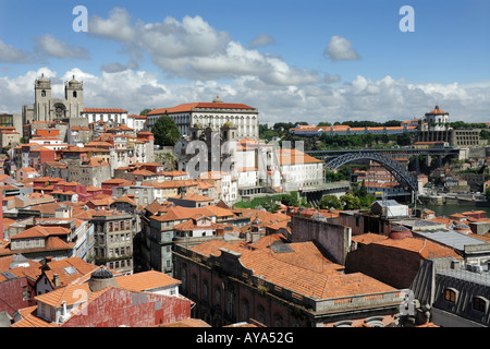 Porto Portugal Vue sur le centre historique de la ville Banque D'Images