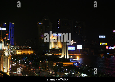 La nuit au Bund Banque D'Images