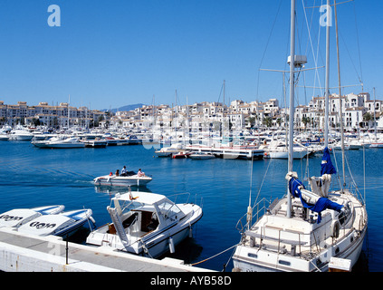 Puerto Banus, Marbella, Espagne Banque D'Images