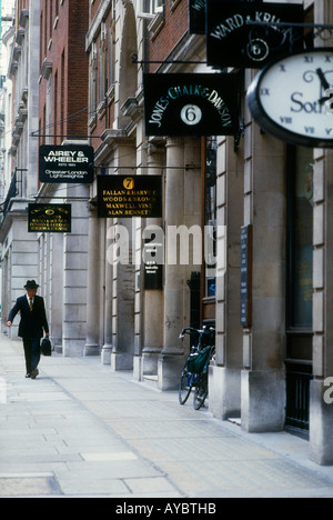 Sackville Street Messieurs shopping dans la zone exclusive de Savile Row historique de Mayfair , , Londres. Banque D'Images