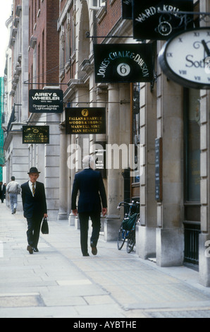 Sackville Street Messieurs shopping dans la zone exclusive de Savile Row historique de Mayfair , , Londres. Banque D'Images