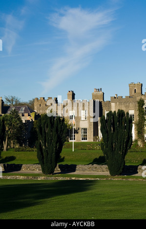 Le parc et l'hôtel particulier victorien restauré de près de Dublin Ardgillan est ouvert au public Banque D'Images