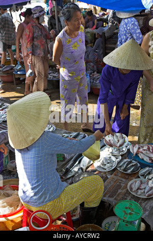 Marché de poissons une ville historique de Hoi An Vietnam Banque D'Images