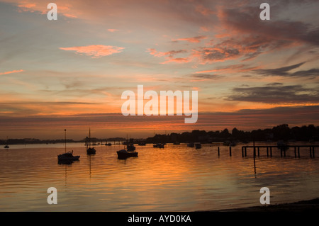 Coucher de soleil sur le port de Havant Hampshire UK Banque D'Images