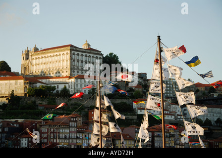 Porto Portugal Paco Episcopal l'archevêque médiévale s palace Banque D'Images