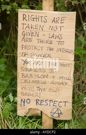 Le changement climatique protester contre Drax Power Station, Yorkshire, avec l'enseigne, par les manifestants Banque D'Images