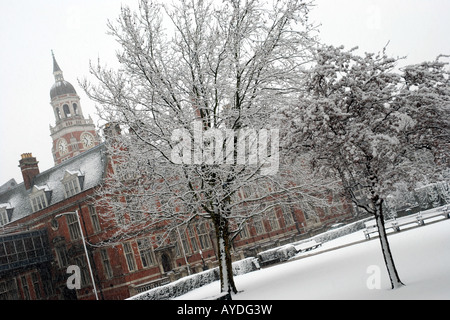 La neige couvrant Queens Gardens, Croydon, Surrey, UK Banque D'Images