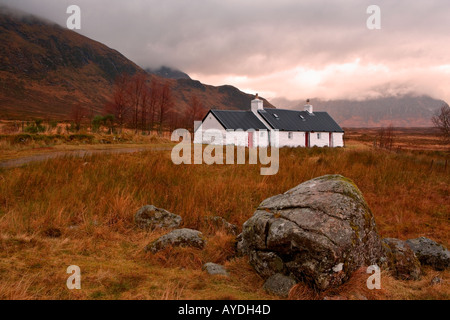 RANNOCH MOOR ET BLACKROCK CHALET EN HIVER Banque D'Images