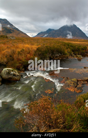 Flux à Rannoch Moor À VERS GLENCOE Banque D'Images