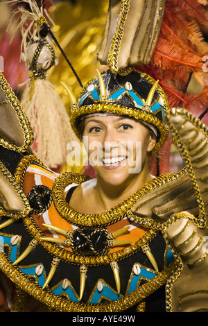 Le célèbre Carnaval parade à la Sambódromo Rio de Janeiro Brésil Banque D'Images