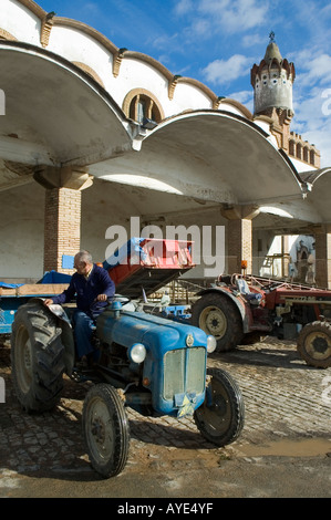 Entrepôt ART NOUVEAU DE GANDESA SOCIÉTÉ COOPÉRATIVE AGRICOLE DE LA RÉGION .TERRA ALTA, province de Tarragone. .Espagne CATALOGNE Banque D'Images