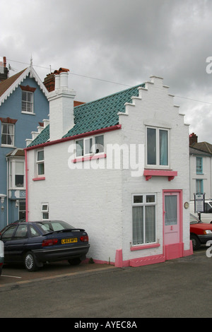 Fantasia une charmante petite maison en Angleterre East Anglia Suffolk Aldeburgh GO UK Banque D'Images