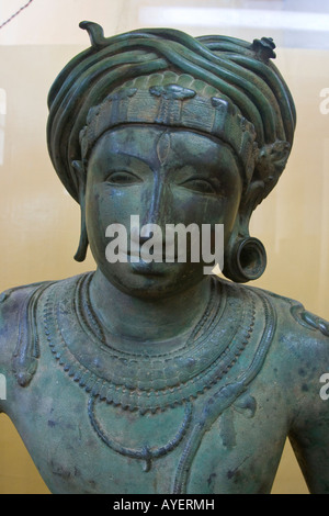 Statue en bronze de Shiva comme au musée d'art paysan dans le Palais Royal de Thanjavur Thanjavur Inde du Sud Banque D'Images