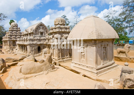 Cinq Rathas à Mamallapuram Inde du Sud Banque D'Images